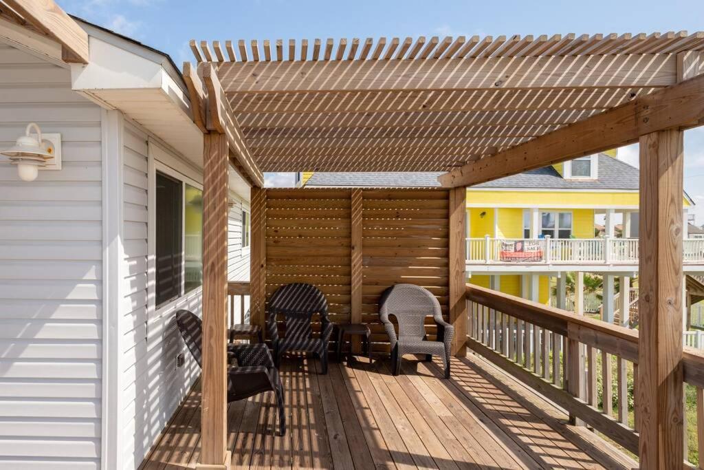 Beach Front On West Beach Galveston Exterior photo